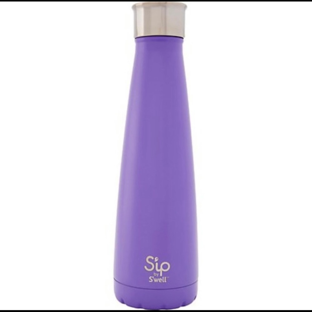 Stainless steel water bottle